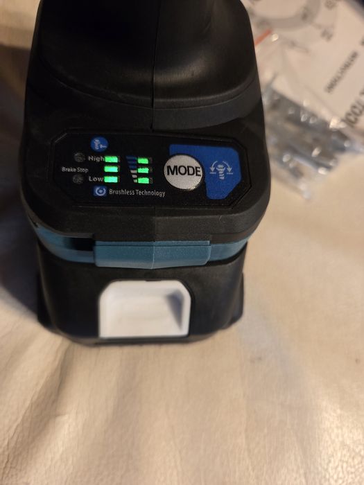 Klucz udarowy zamiennik makita z baterią i ładowarką