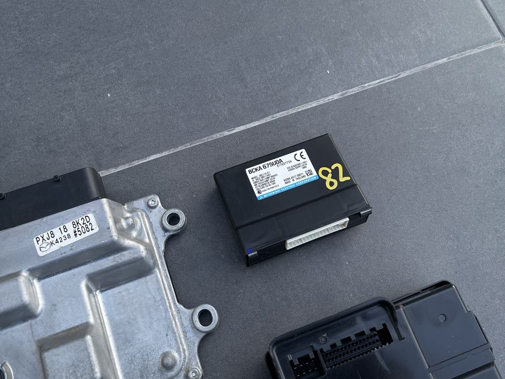 Блок BCM, ключ KEYLESS, мозги двигателя, усилитель звука Mazda CX30 3