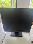 Monitor Lenovo 19 Polegas