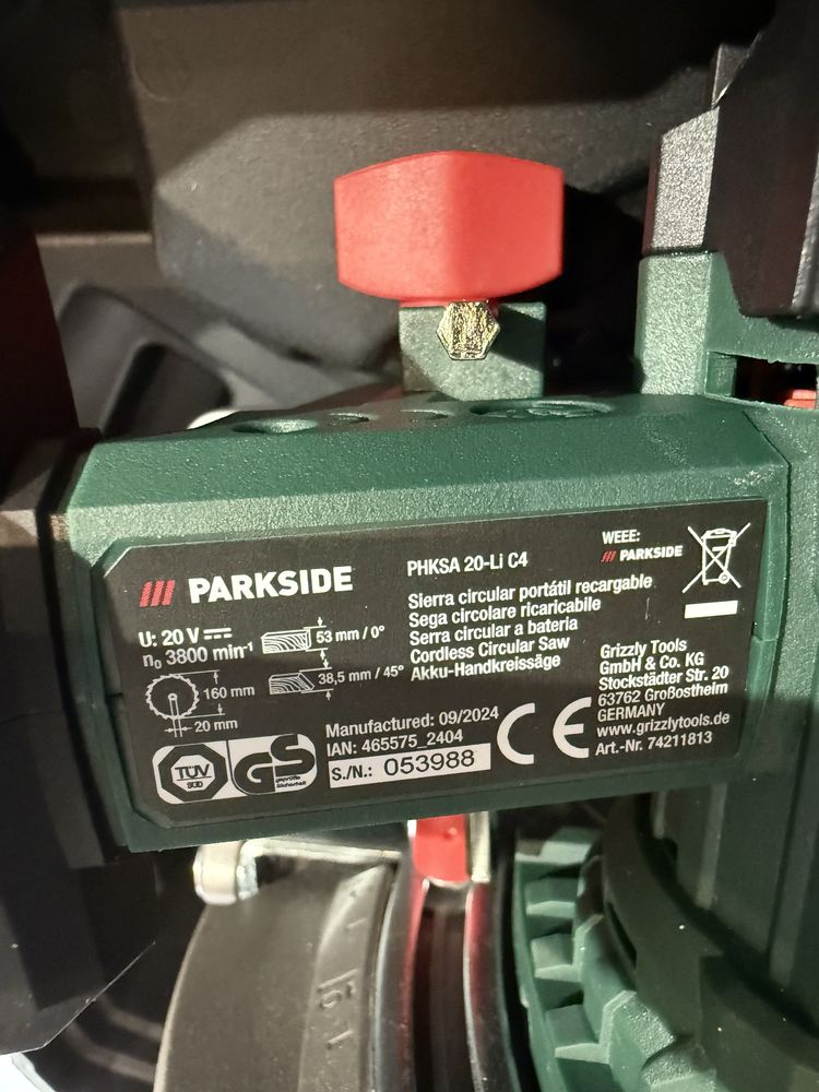 Акумуляторна циркулярна пилка Parkside 20 В PHKSA 20 Li C4