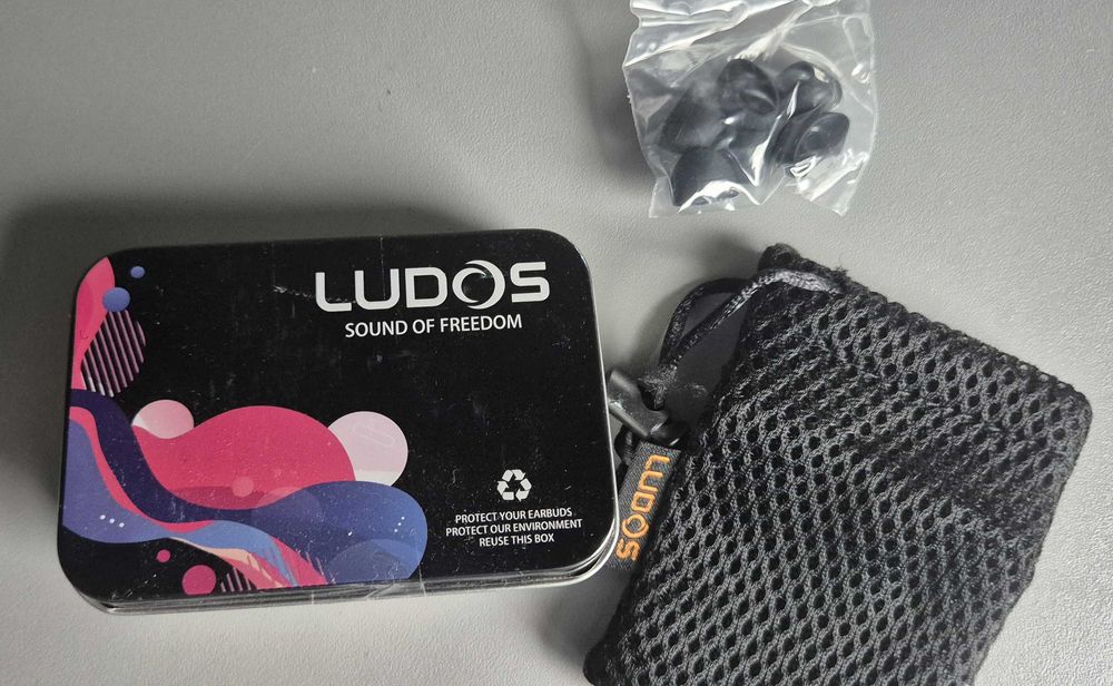 Ludos Clamor słuchawki douszne przewodowei do iPhone'a, iPada