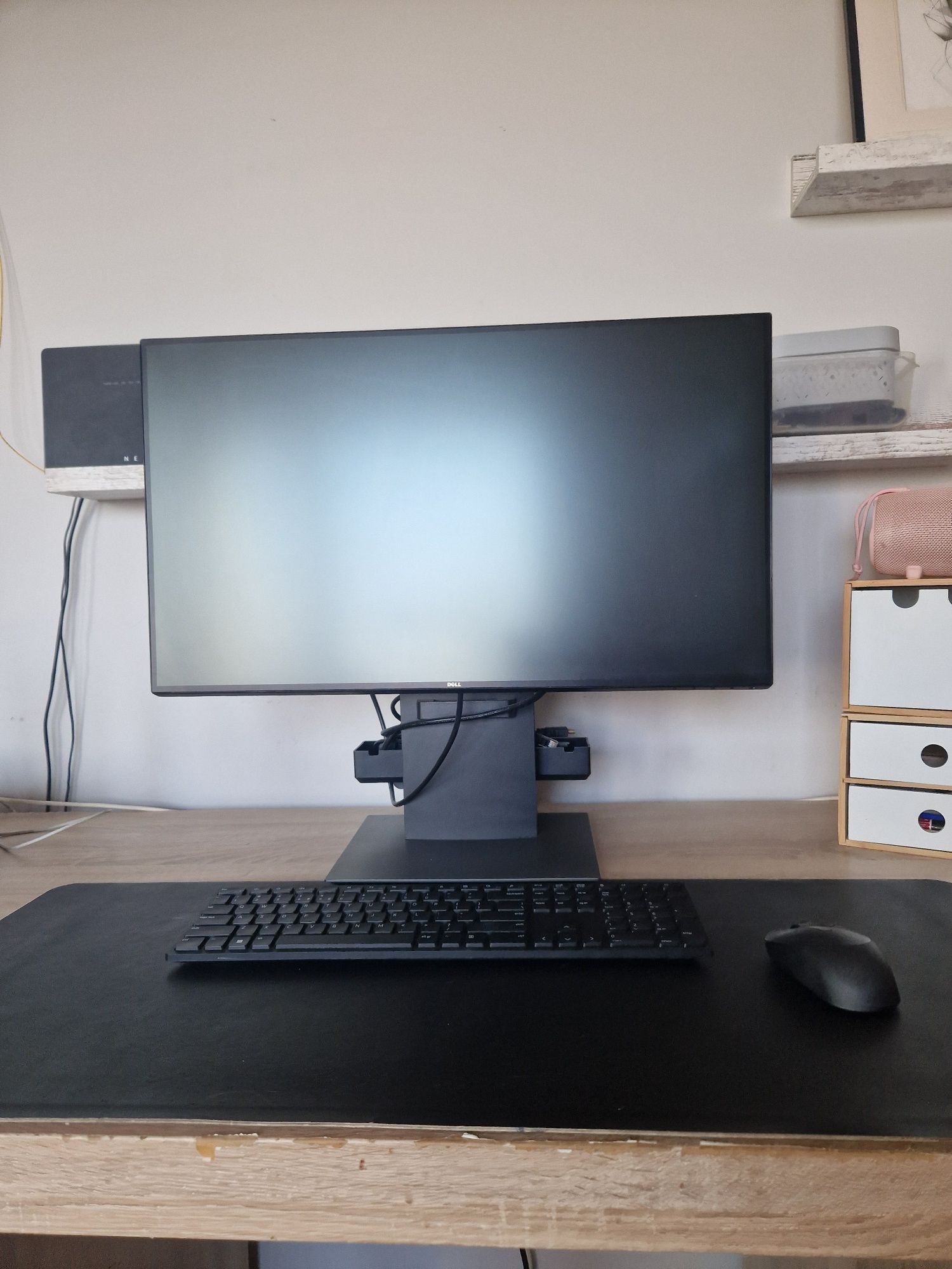 Monitor dell 27" wraz z podstawą all in one