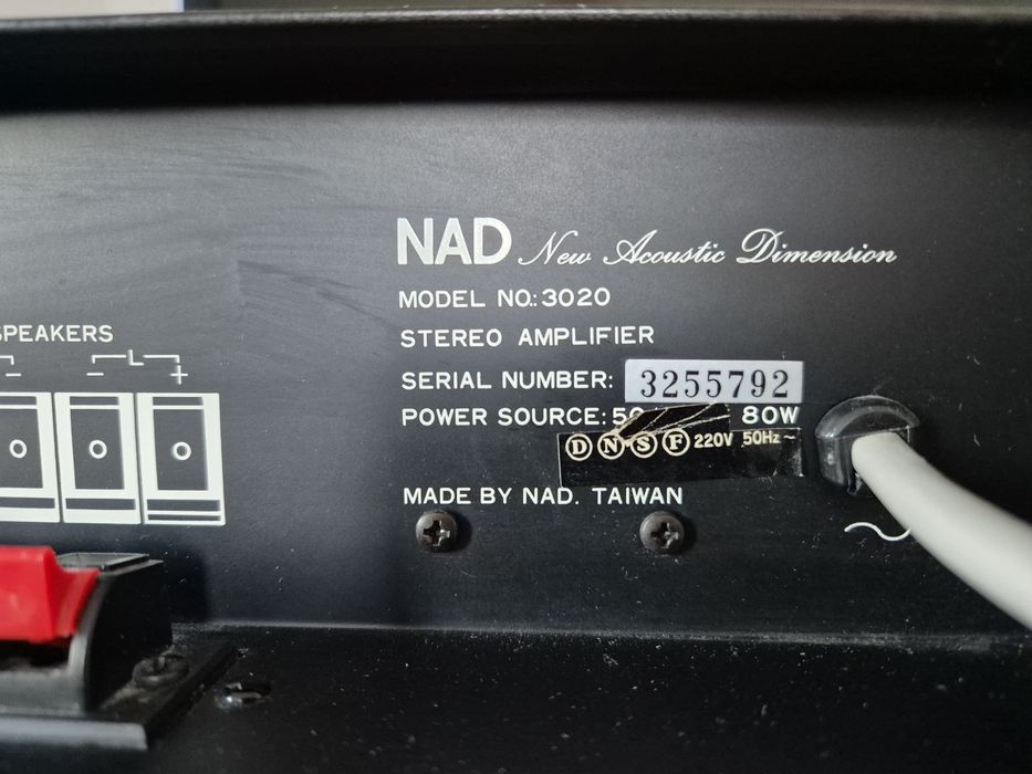 W,macniacz NAD 3020