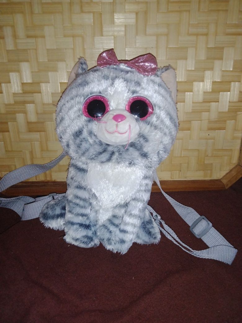 Кот Басик и рюкзачёк котёнок Кики