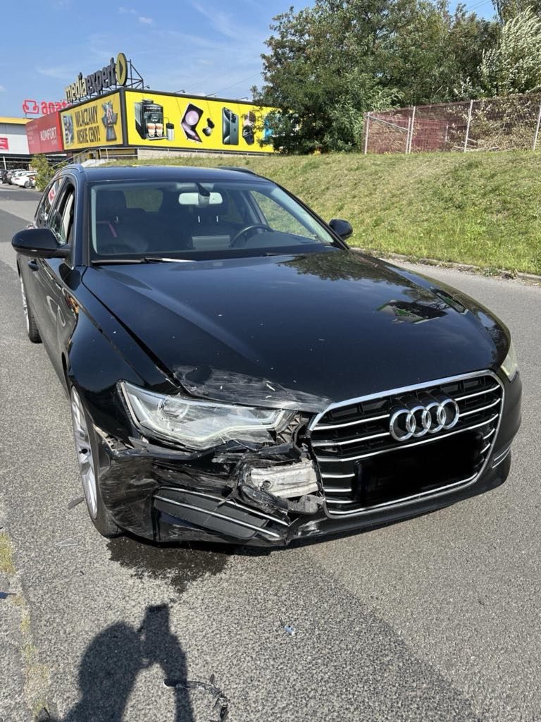 Maska do audi A6c7