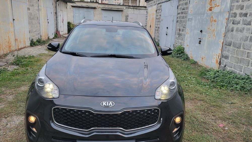 Продам офіційний KIA SPORTAGE