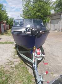 Моторний човен  Powerboat 470
