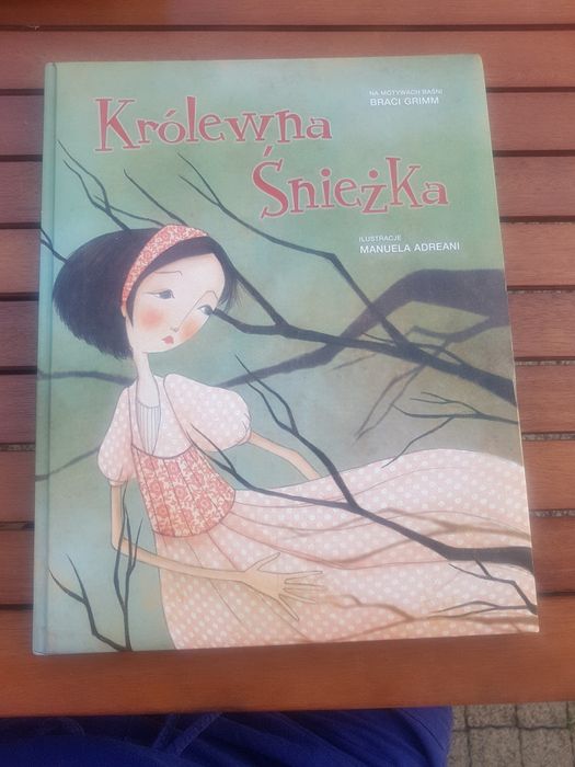 Na prezent książka Królewna Śnieżka artystyczne wydanie