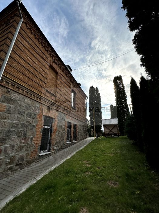 Продається 2-кімнатна квартира, р-н Осташівка