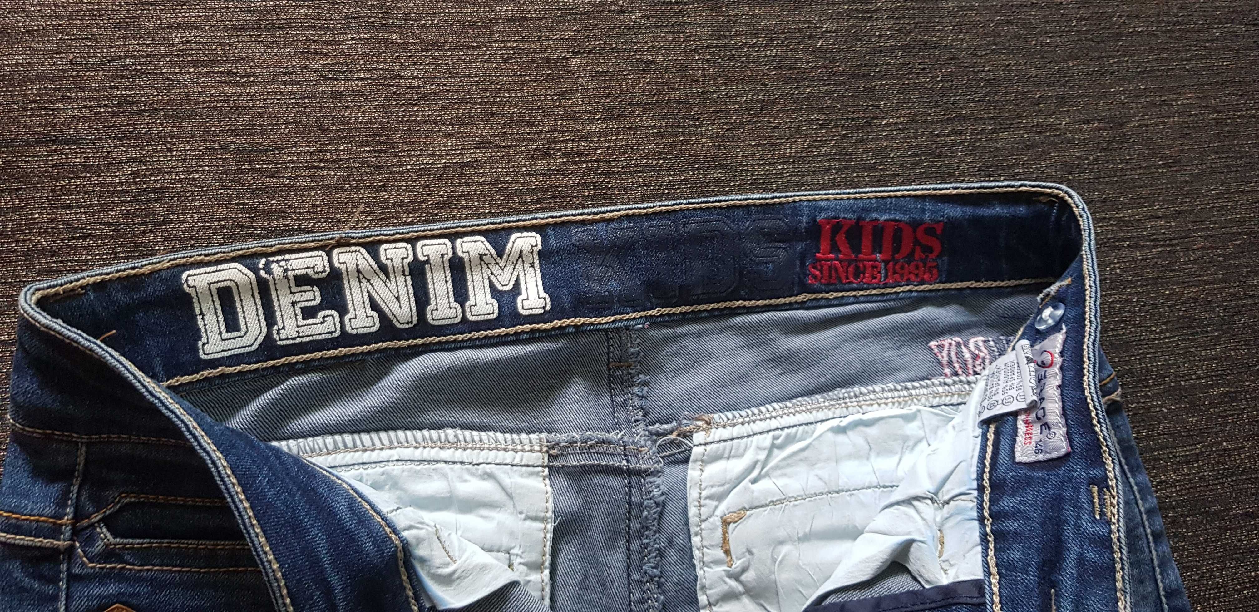 Джинсы DENIM на мальчика 9 – 10 лет