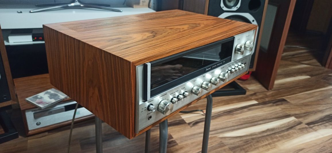 Wood case do Marantz serii 22