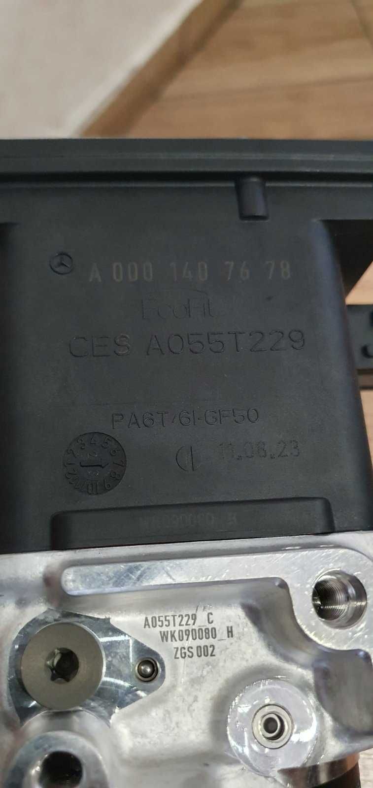Насос AdBlue Mercedes A0001407978 Actros mp4