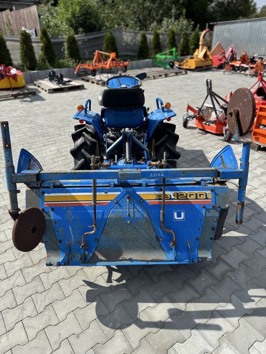 Traktorek Traktor ogrodniczy japoński Iseki TX1510 glebogryzarka 120