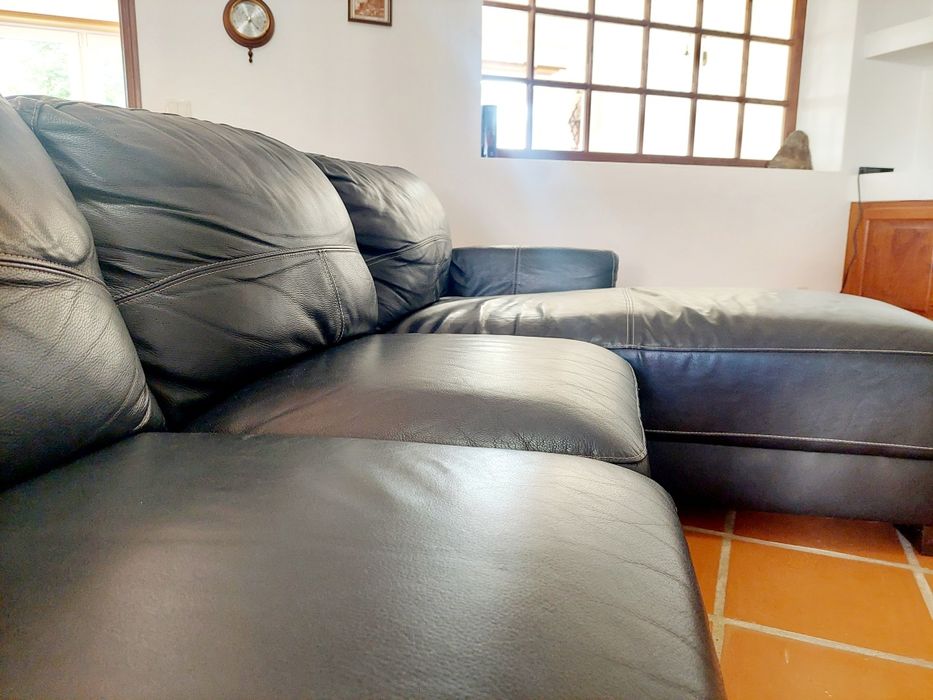 Sofá 2 lugares + Chaise Long | Como Novo