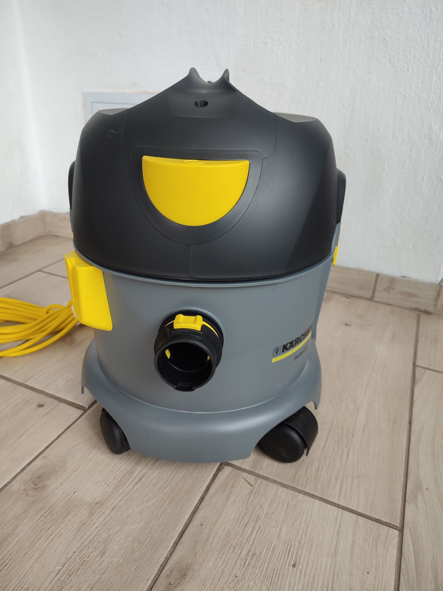 Пилесос karcher t 10/1 professional