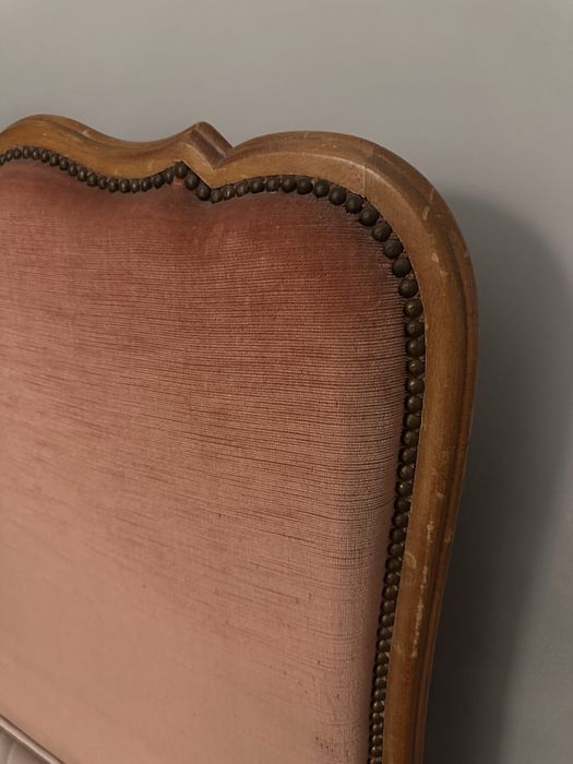 Łóżko w stylu ludwikowskim drewniane 90x200