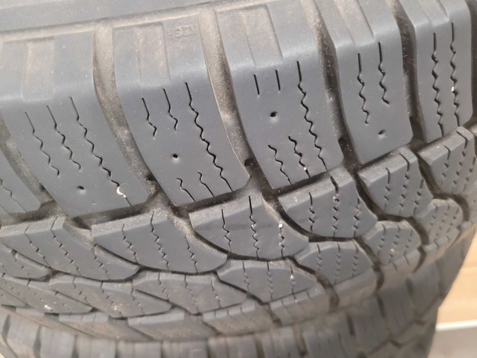 opony do busa Kormoran VANPRO WINTER 215/65 R16 109/107 R C 2024r 4szt