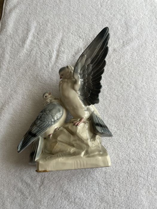 Статуетка голуби Hertwig 11 Katzhutte порцелянова