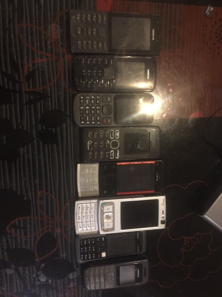 Lote de 8 nokias