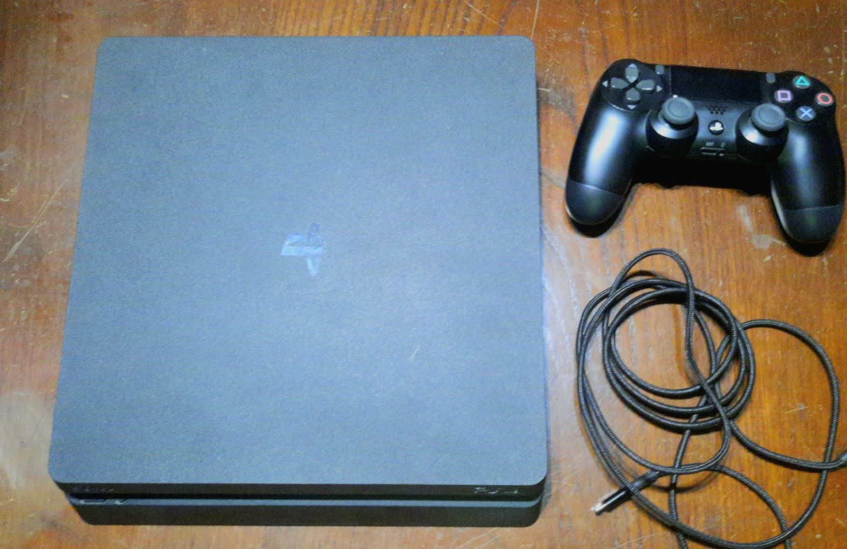 Ps4 em ÓTIMO estado