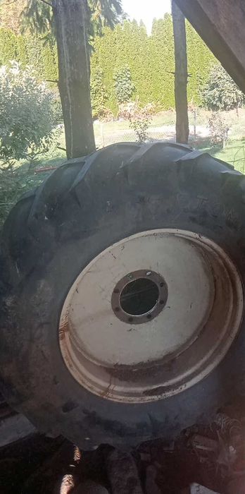 Koło bizon 18.4 R34 Stomil kompletne