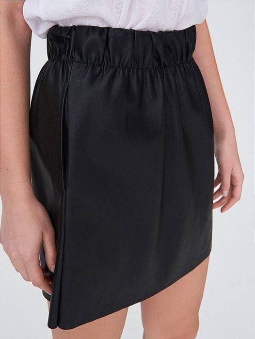 Спідниця шкіряна