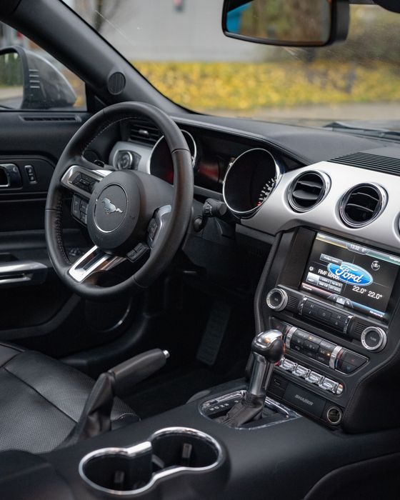 Ford Mustang GT V8 - Wynajem - Warszawa - Bez kaucji - Wypożyczalnia