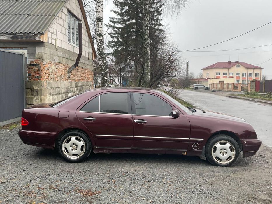 Mercedes benz W210 E270 CDI автомат 2.7 дизель