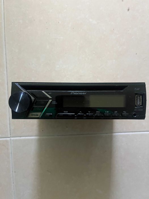 Autorádio Pioneer DEH-S100UB Cd e USB
