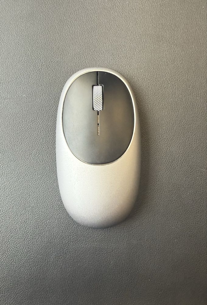 Apple Keyboard (White) + Mouse Satechi