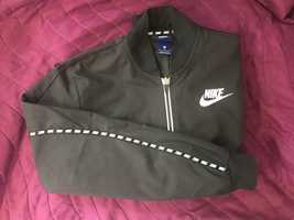 Casaco Nike preto