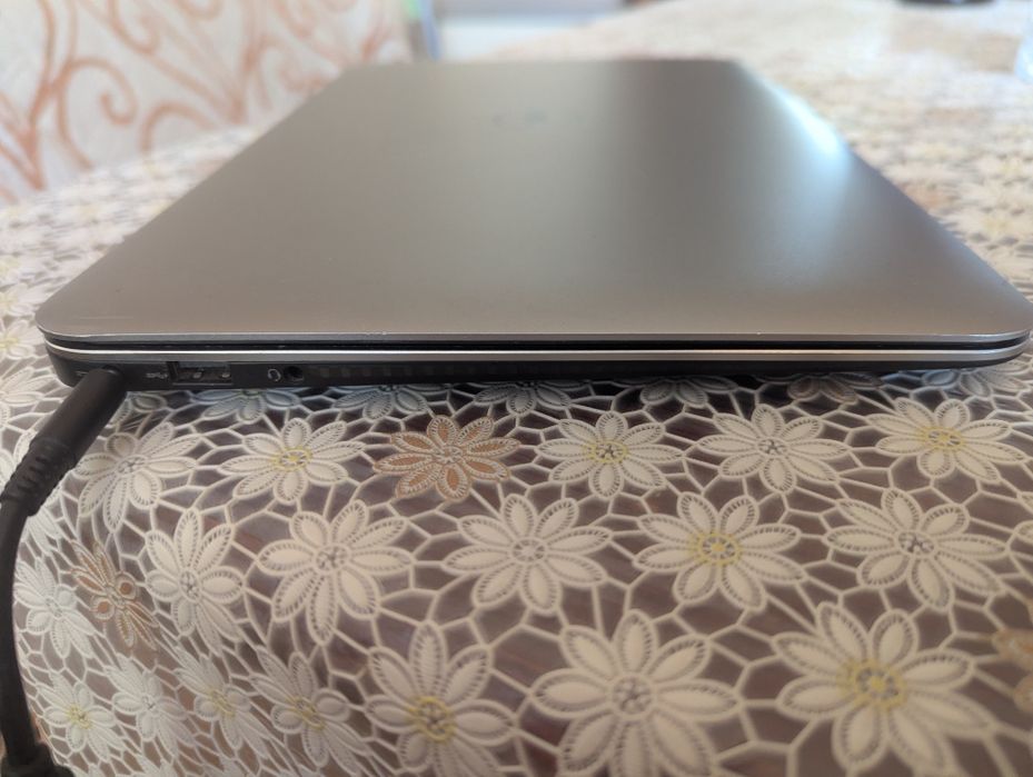 Ноутбук Dell XPS 13 9333