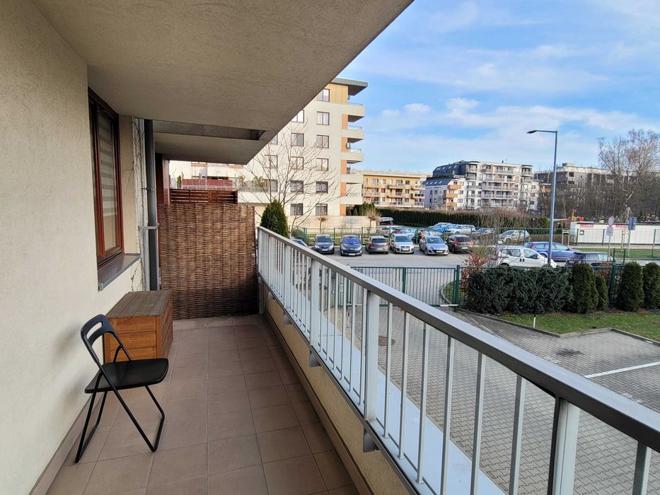 Mieszkanie 2-pokojowe na Os. Europejskim, duży balkon, parking