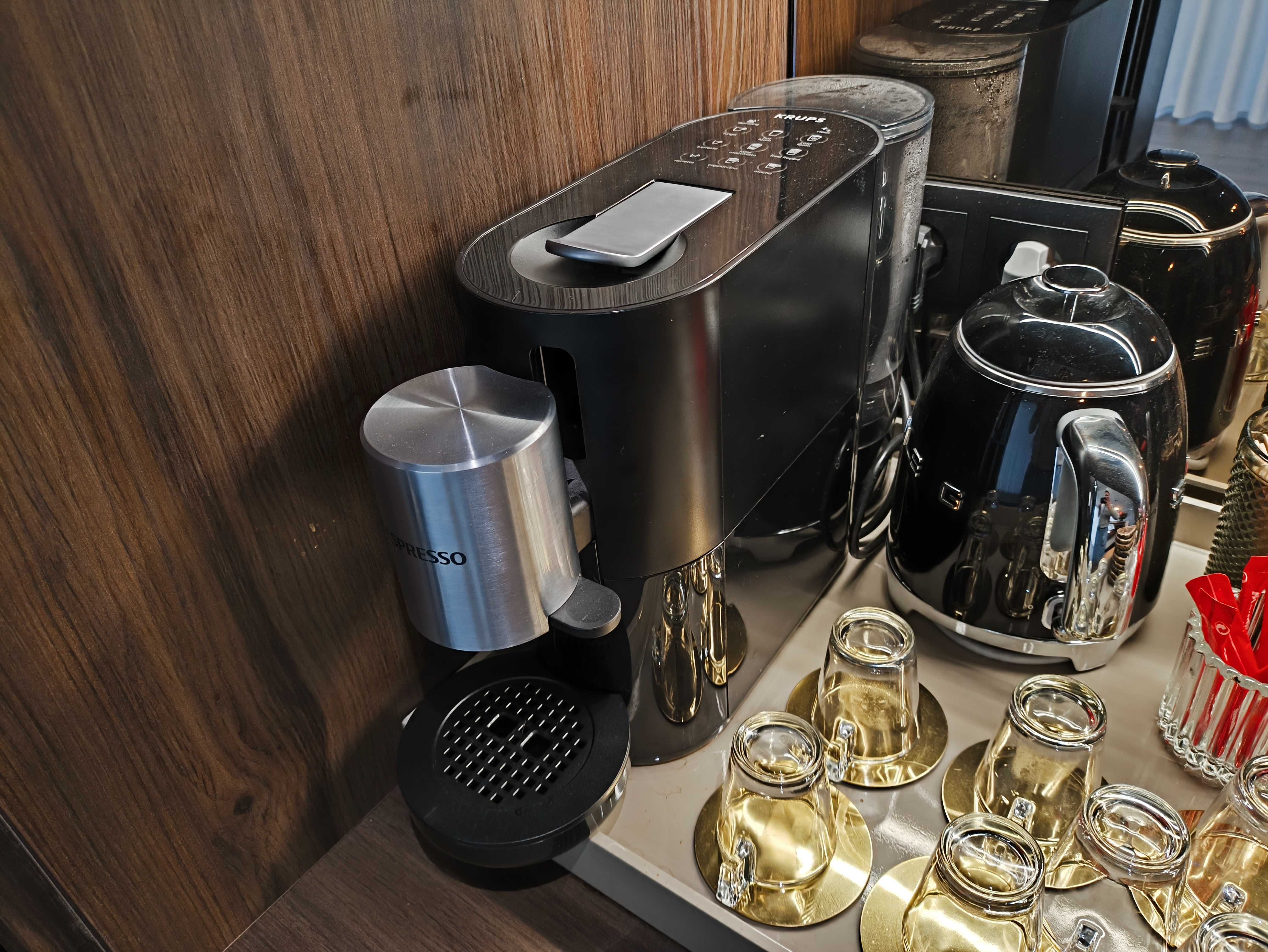Máquina de Café KRUPS Nespresso Atelier Preto