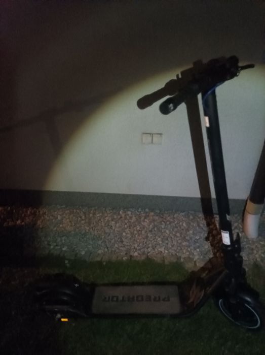 Hulajnoga elektryczna predator es series 5