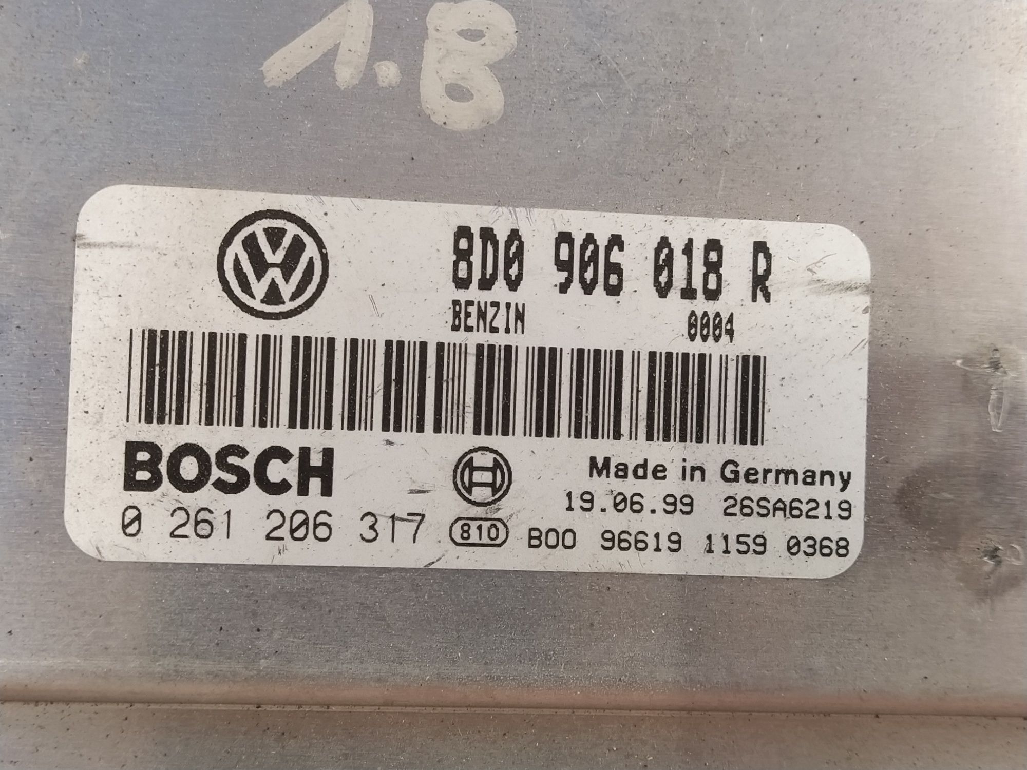 Volkswagen Passat B5 sterownik silnika 1,8 i