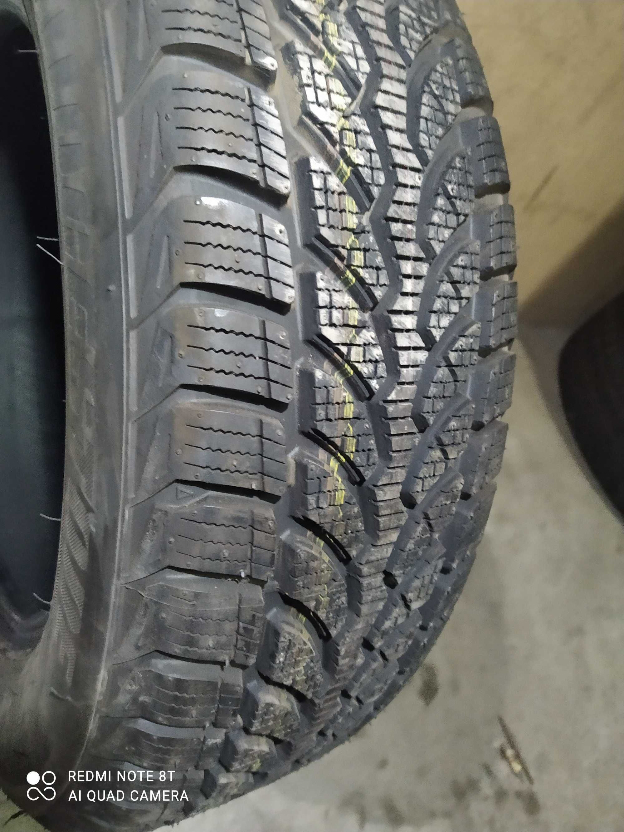 1x Bridgestone Blizzak LM-32 Opona zimowa 195/65/15 nowa