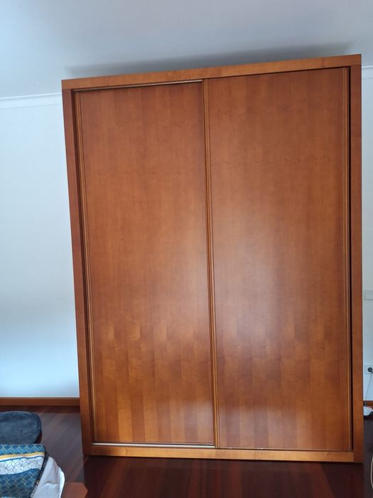 Mobilia quarto MDF folheada a cerejeira