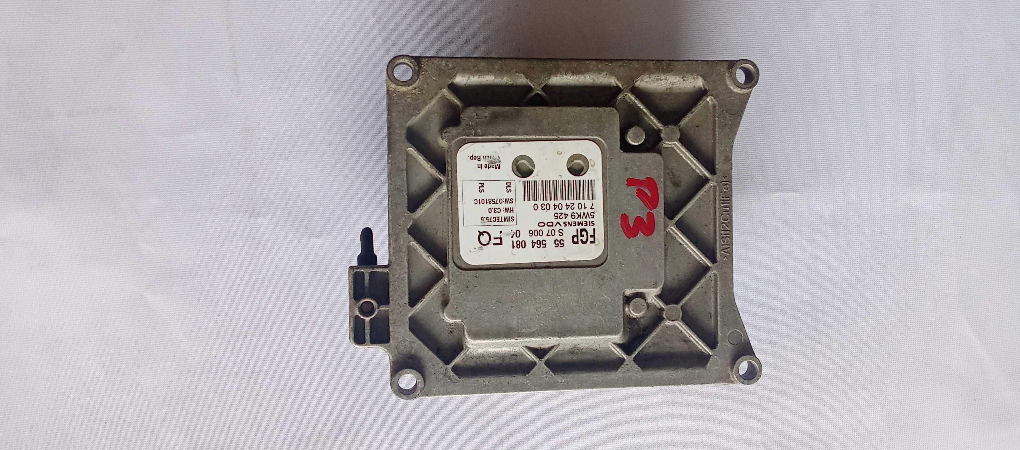 Sterownik Silnika Opel Astra H III 5WK9425 Komputer Silnika 55.564.081