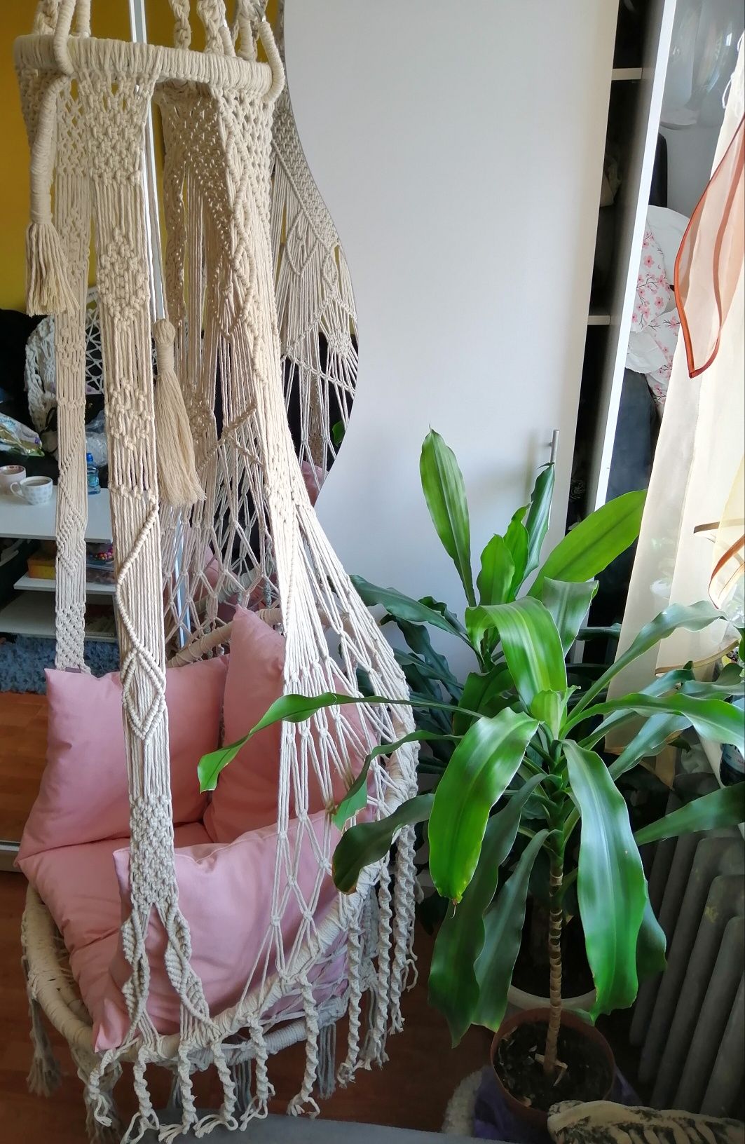 Huśtawka fotel wiszący ogrodowy salonowy boho makrama bocianie gniazdo