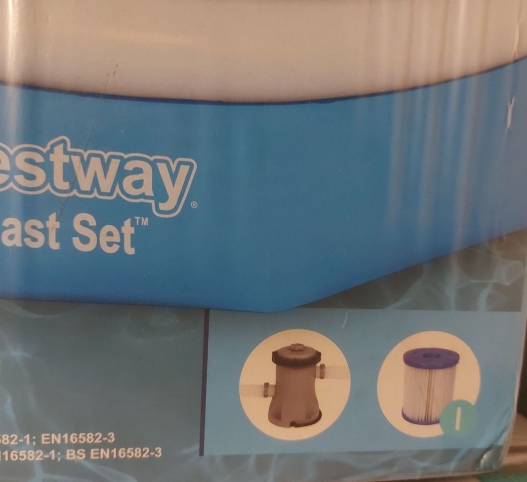 Nowy Oryginalnie zapakowany Basen Bestway z pompą i filtrem, dmuchany