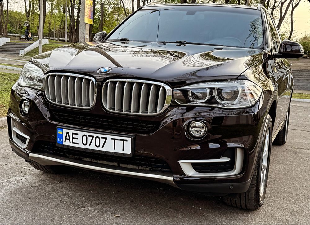 BMW X5,ДИЗЕЛЬ ОФИЦИАЛ в Максимальной комплектации !