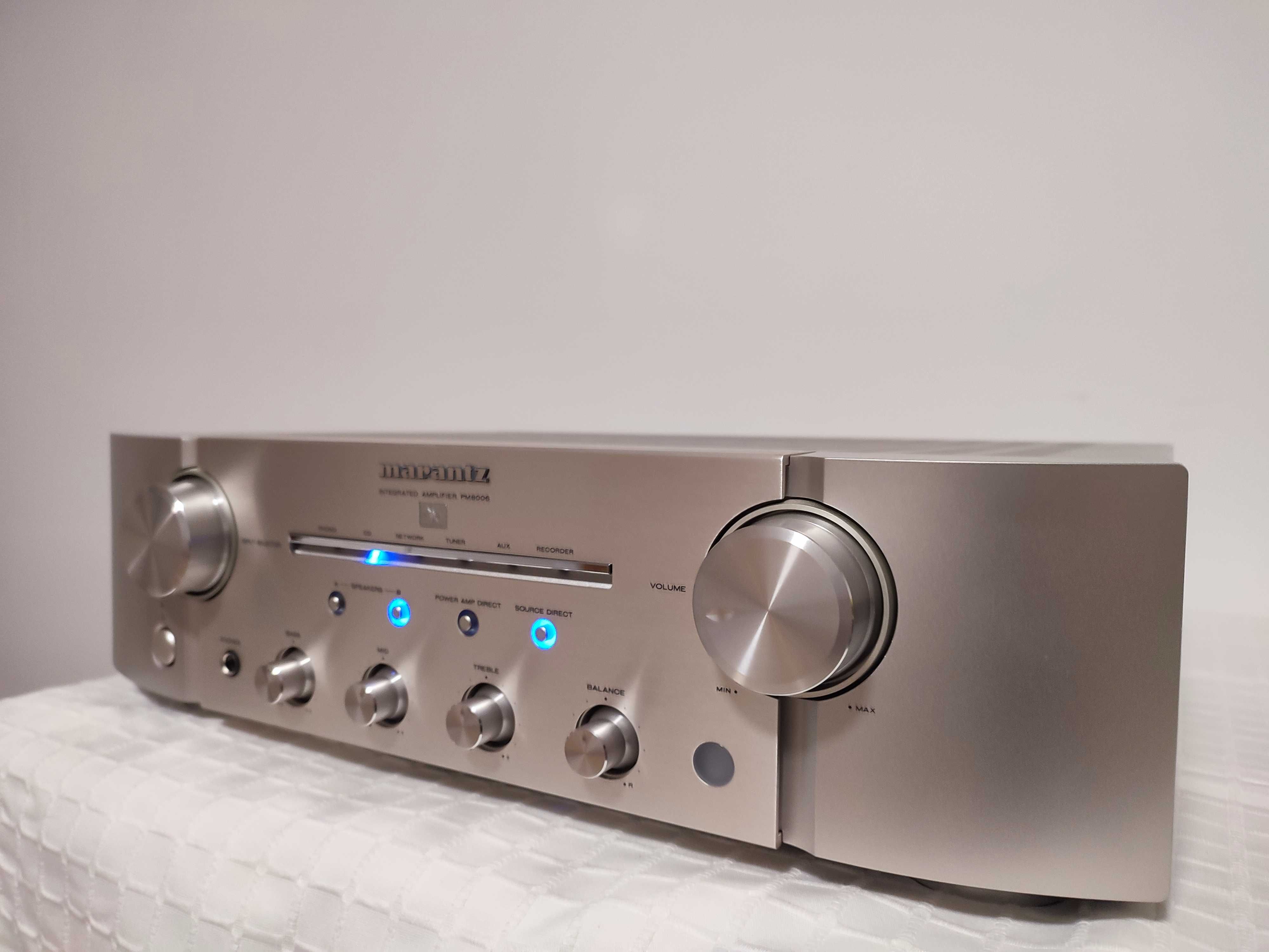 Marantz PM8006 Amplificador