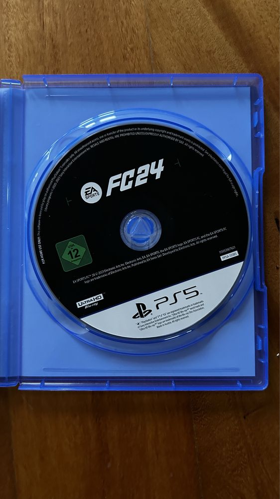 Vendo jogo FC 24 para PS5 (entrego em mãos)