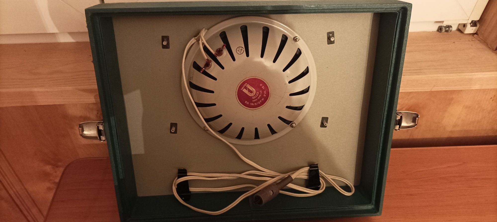 Gramofon- TRANZYSTON 2