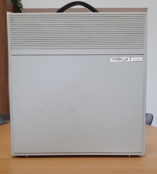 Máquina de escrever Contessa 2 Deluxe