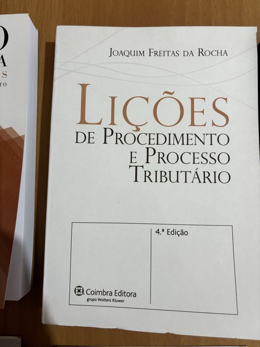 Livros de Direito variados