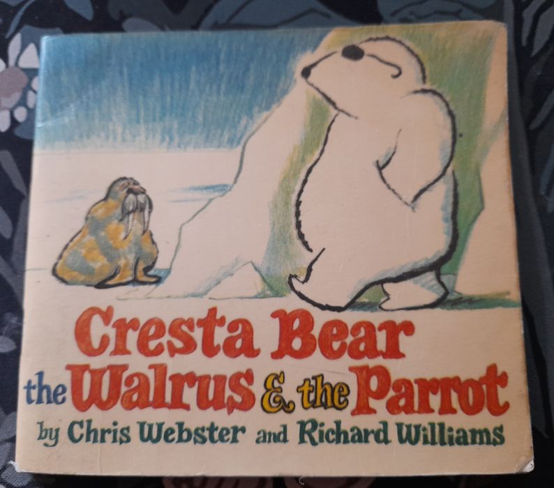 Livro Inglês - Cresta Bear, the Walrus and the Parrot Paperback