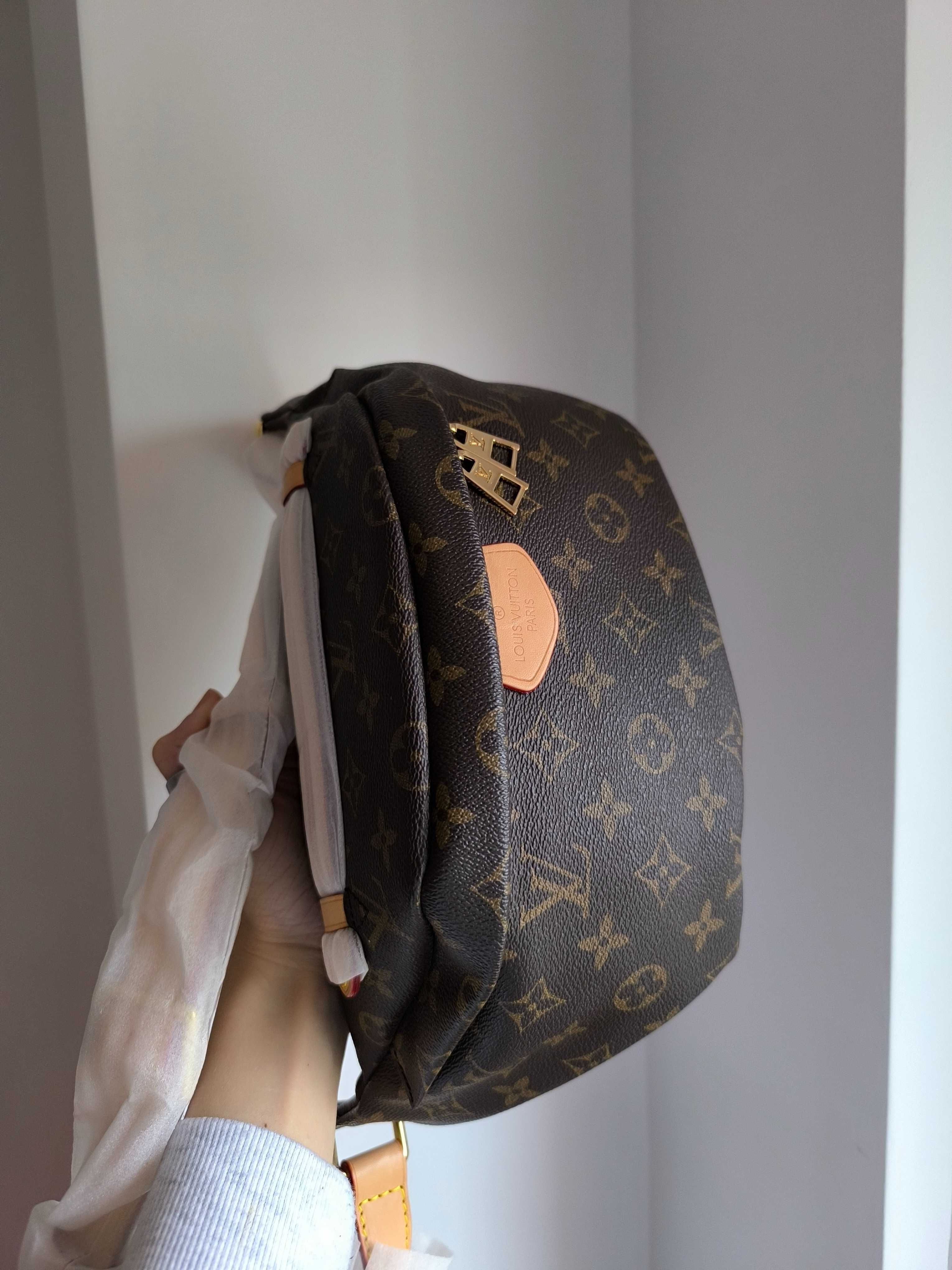 Nerka Louis Vuitton bumbag