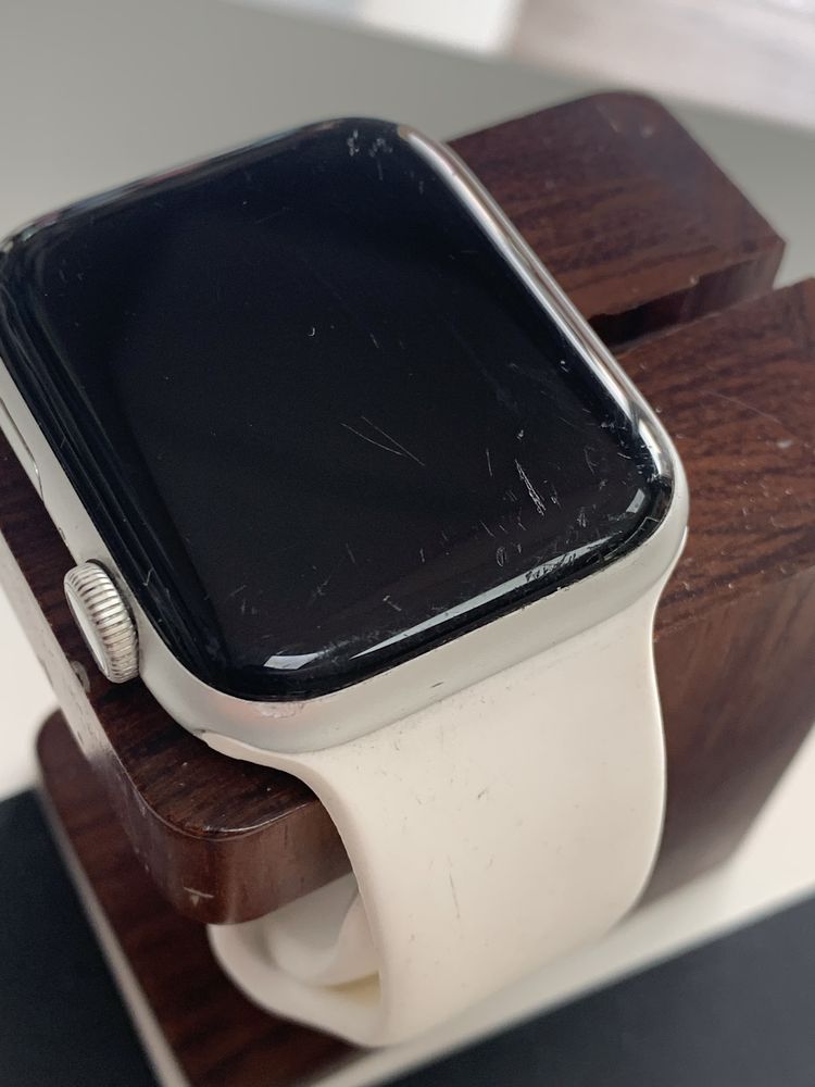 Оригінальні apple watch series 5 44 mm silver